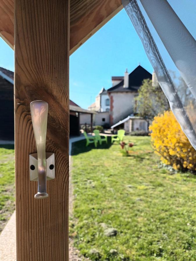 Le Miraillet, Gite Saint-Illide Exteriér fotografie
