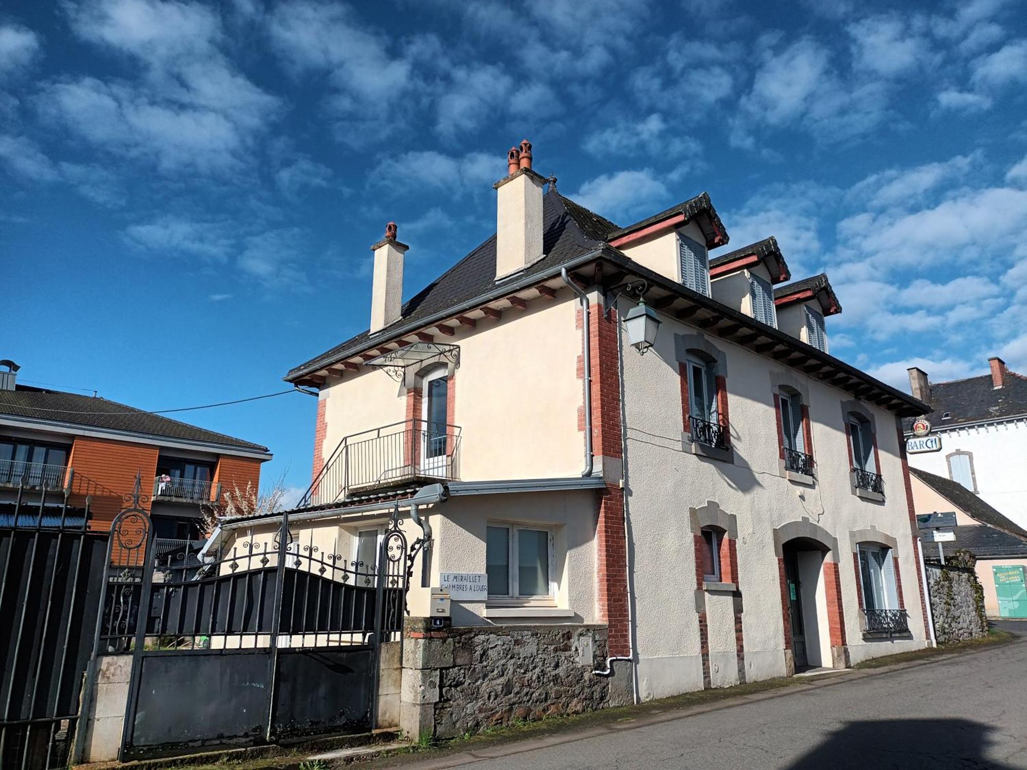 Le Miraillet, Gite Saint-Illide Exteriér fotografie